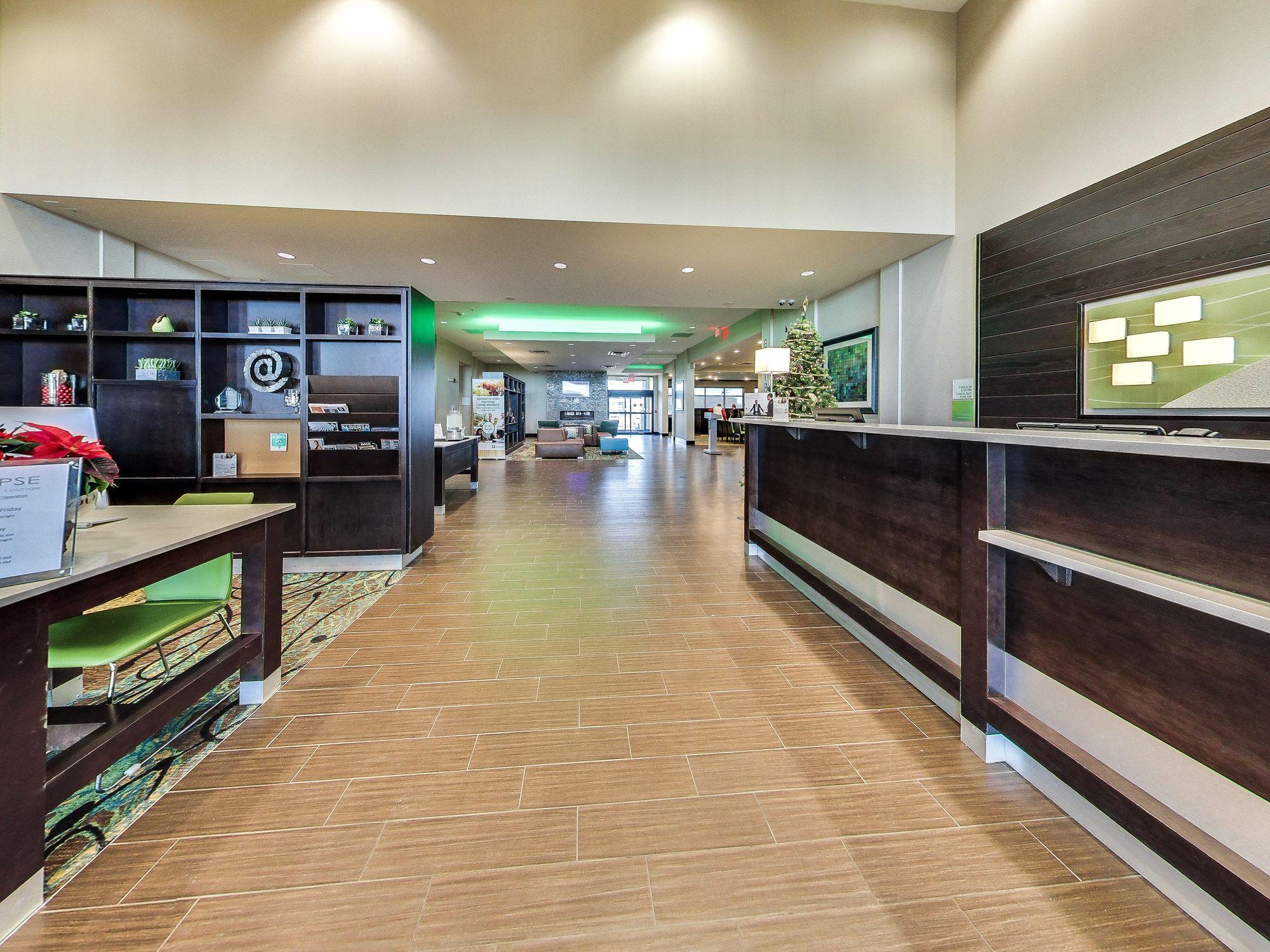 Holiday Inn Hotel & Suites Edmonton Airport Conference Centre By Ihg Ніску Екстер'єр фото