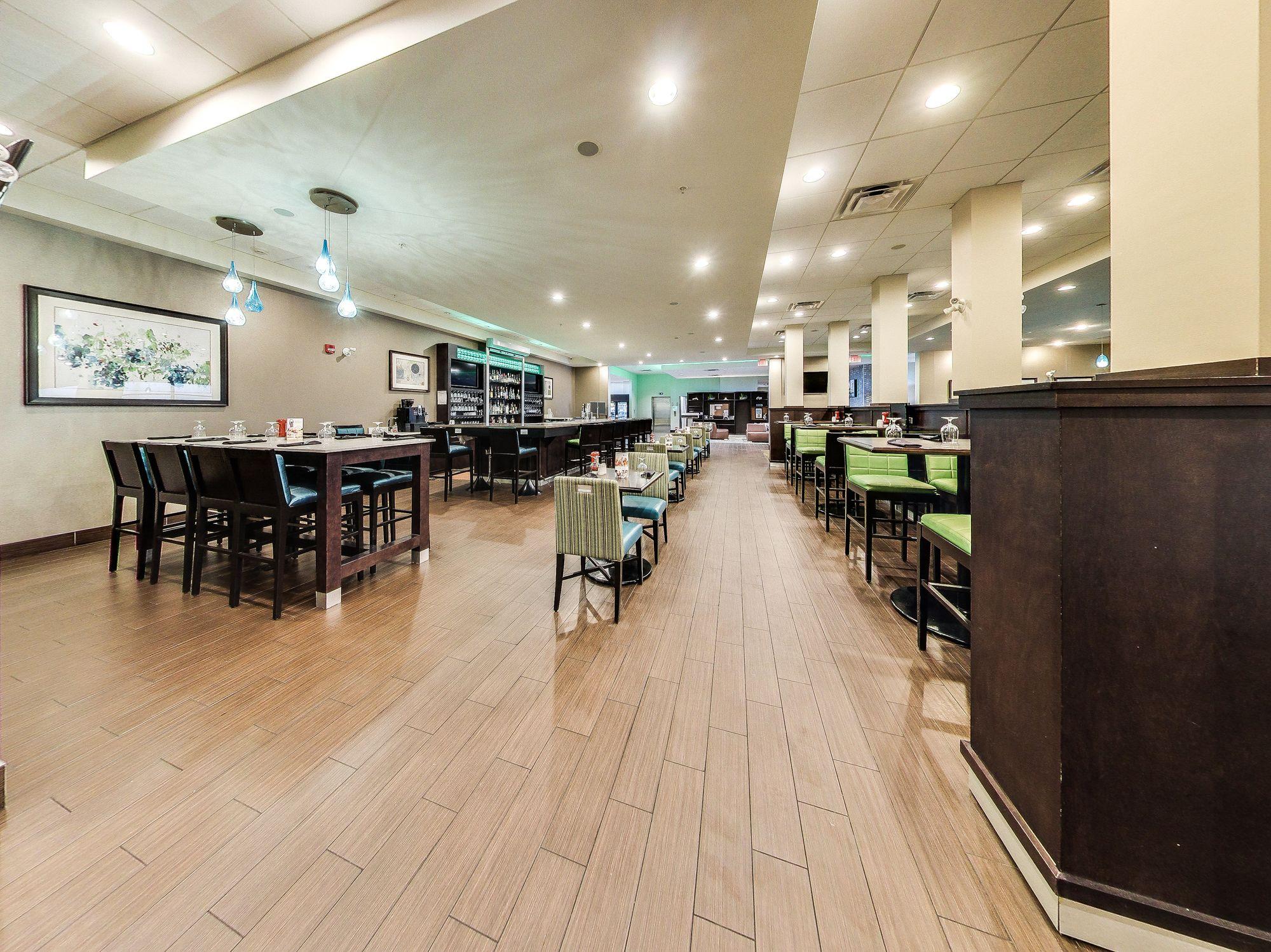 Holiday Inn Hotel & Suites Edmonton Airport Conference Centre By Ihg Ніску Екстер'єр фото